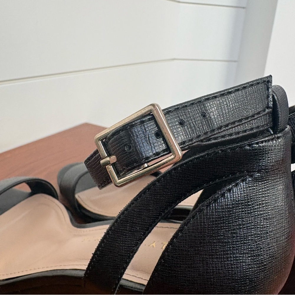 Kelly & Katie Black Ankle Strap Wedge Sandals Shoes Heels Chic Classy Work 6.5 M - Picture 9 of 9